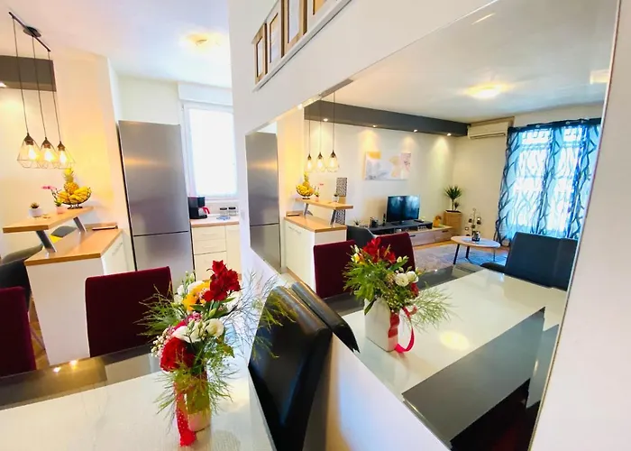 Lucija Apartment