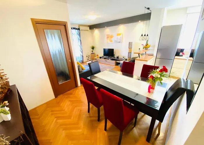 Lucija Apartment