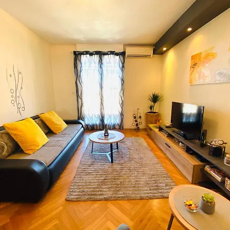 Lucija Appartement *