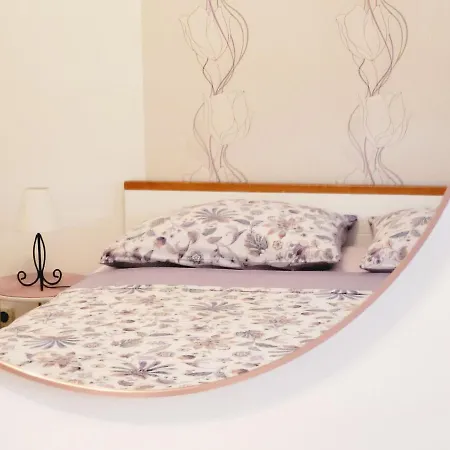 Apartment Lucija *